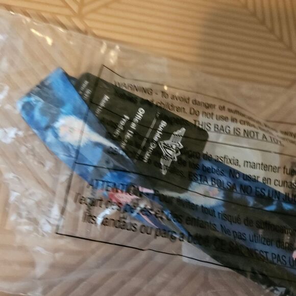 Buckle Down Lanyard Peter Pan Flying Scene Unisex 1" Neutral - Picture 6 of 7